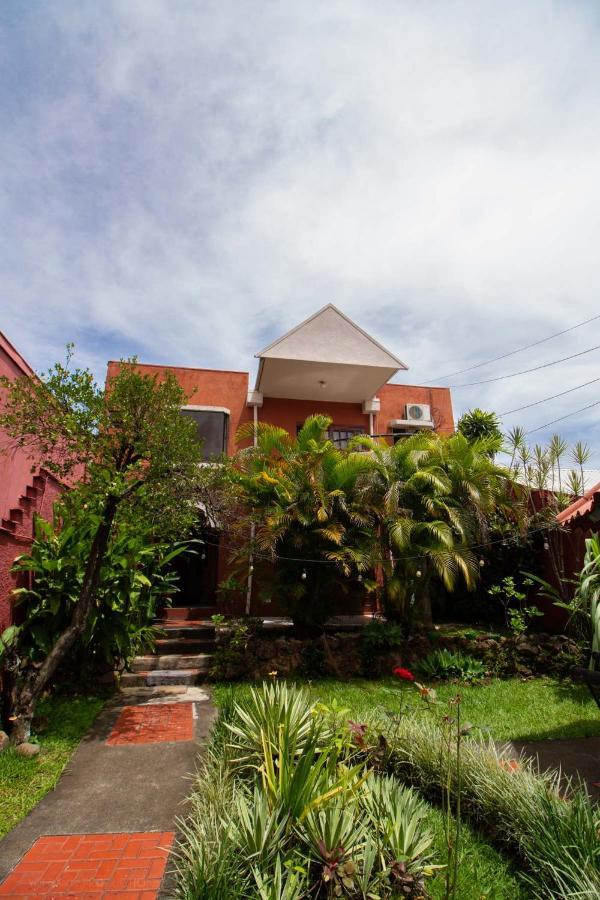 Boruka Bnb Hotel Alajuela ภายนอก รูปภาพ